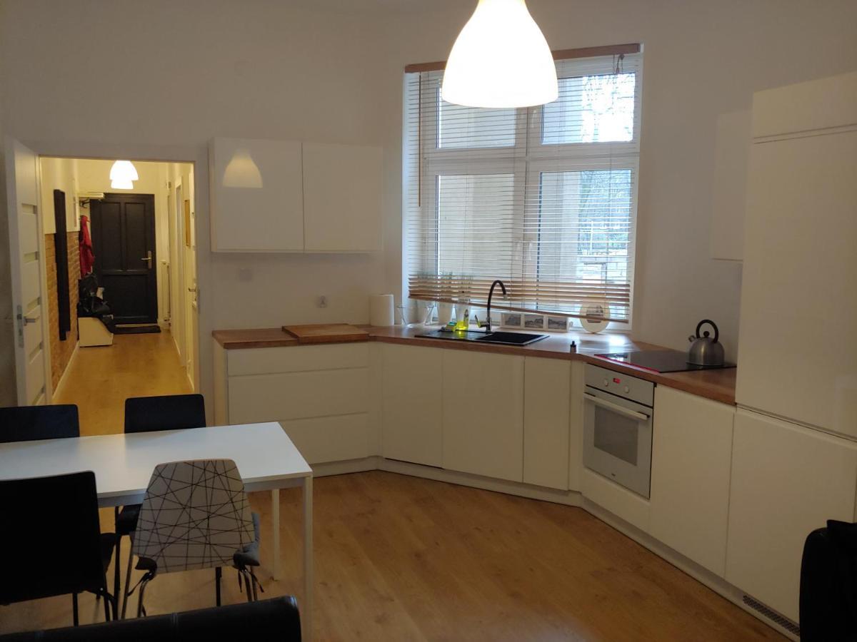 Апартаменты Apartament Wybickiego Познань Экстерьер фото