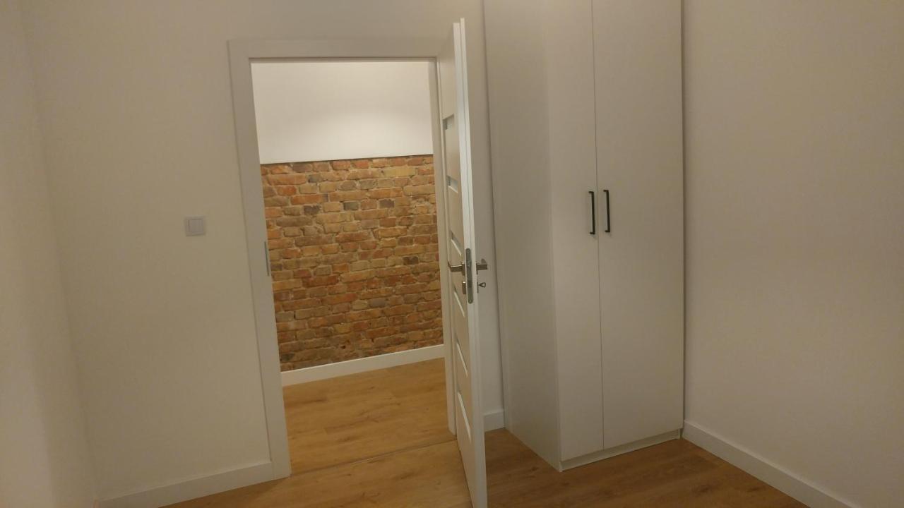 Апартаменты Apartament Wybickiego Познань Экстерьер фото